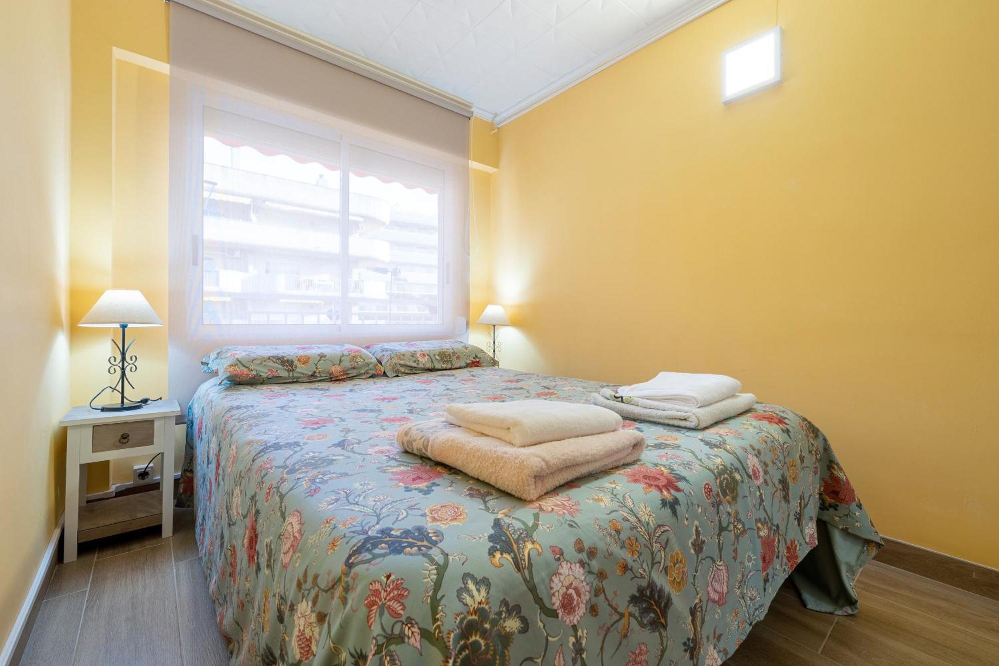 Hauzify I Apartament Van Gogh Salou Exterior foto